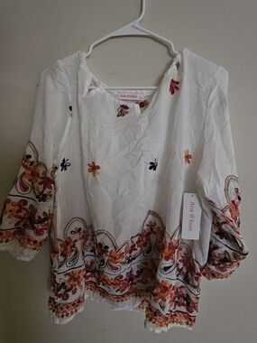 White Embroidered Floral Peasant Top
